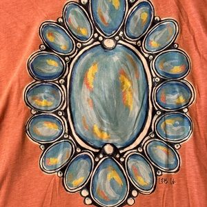 Turquoise pendant t shirt. Size M